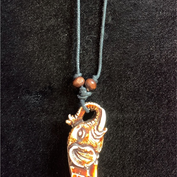 Elephant Pendant Necklace - Picture 1 of 3